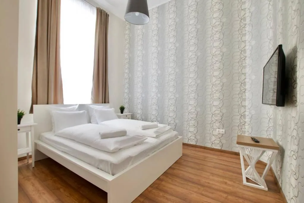 Premium Apartment By Hi5 - Central 3 Bedroom Βουδαπέστη Ουγγαρία